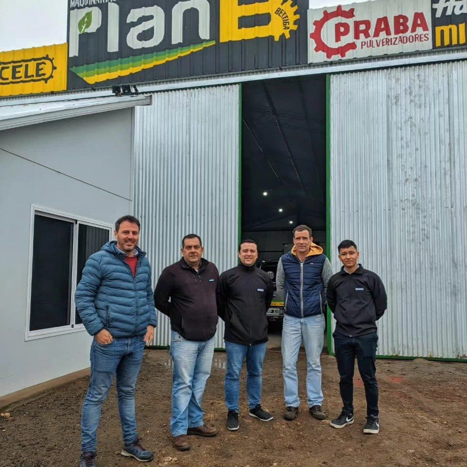 PLAN B ES REPRESENTANTE OFICIAL DE COL-VEN