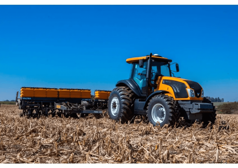 TRACTOR VALTRA BT 210 CABINA FULL
