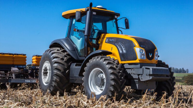 TRACTOR VALTRA BT 210 CABINA FULL