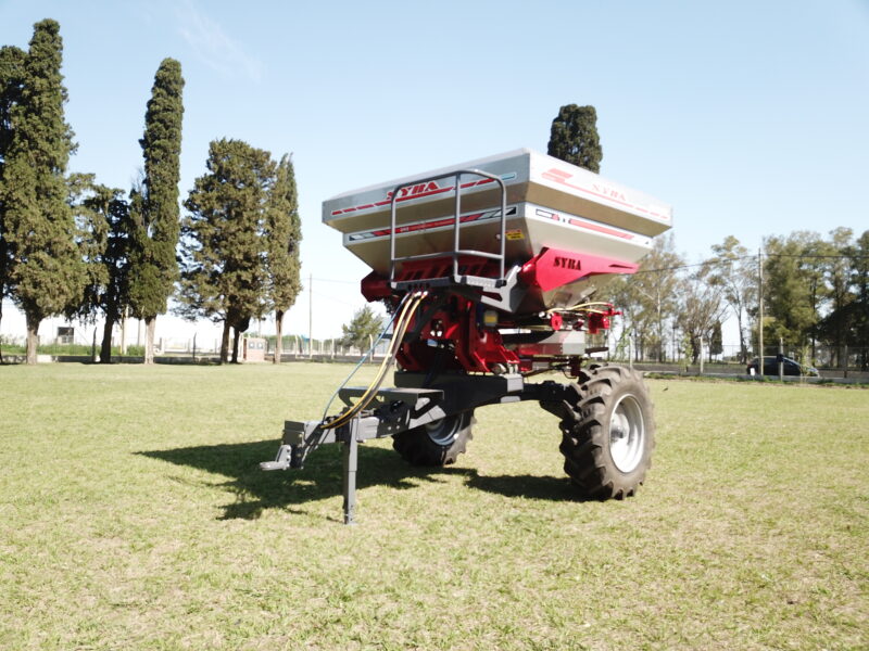 FERTILIZADORA DE ARRASTRE F4000 INTENSE SYRA