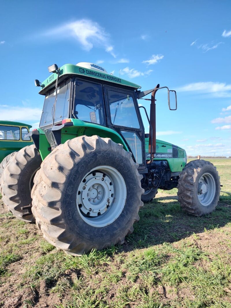 TRACTOR AGCO ALLIS MOD 6-125 AÑO 2005