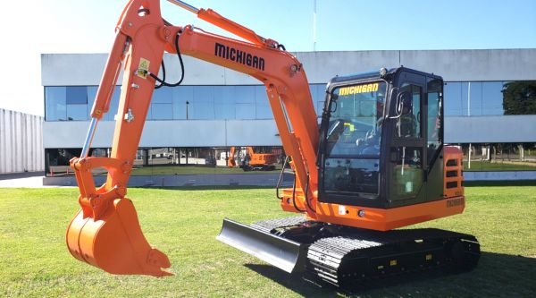 Excavadora ME60 Michigan