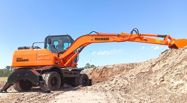 Excavadora MEN 7  Michigan