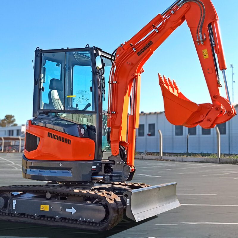 Excavadora MEC30 Michigan
