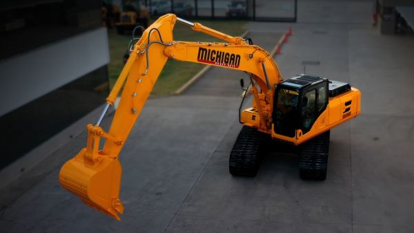 Excavadora Oruga ME220 Michigan