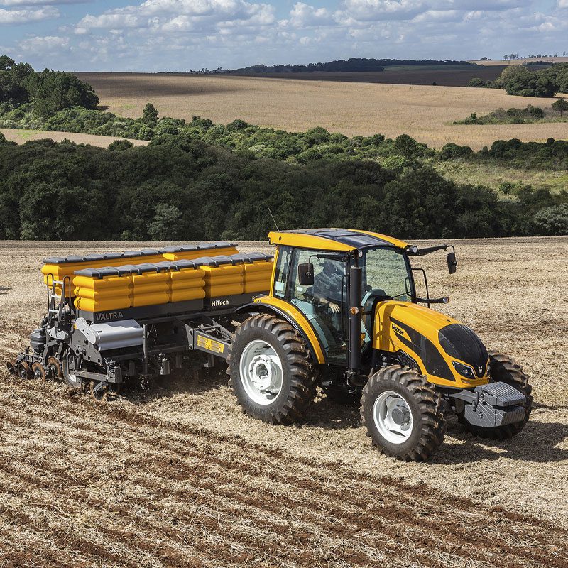 TRACTOR VALTRA LINEA A4