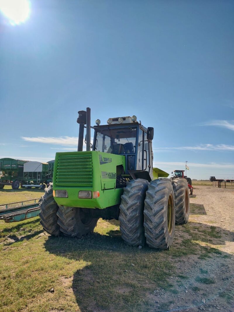 TRACTOR ZANELLO 500C DE 200 HP