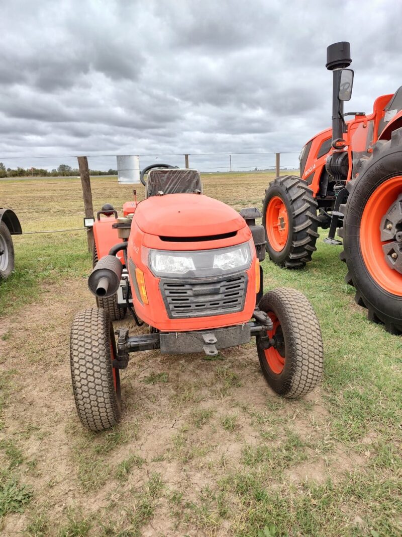 TRACTOR HANOMAG INV2 DESMALEZADORA