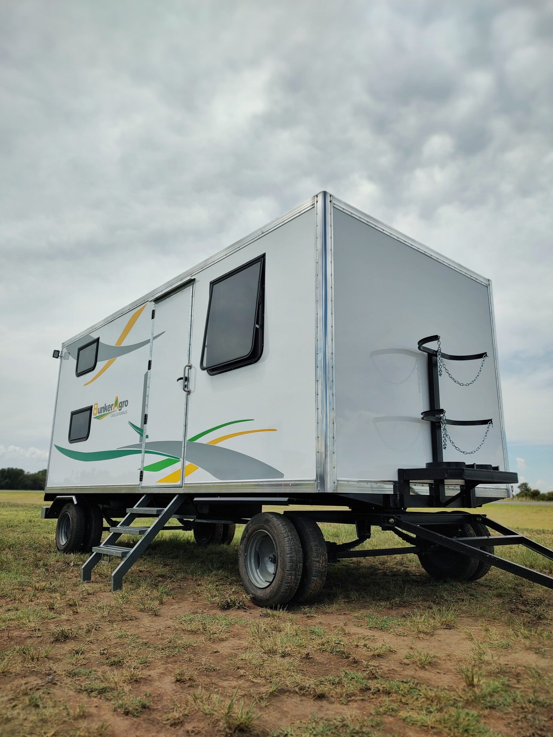 CASILLA RURAL DE FIBRA MUY TERMICA E INSONORA AL VIENTO - Imagen 8