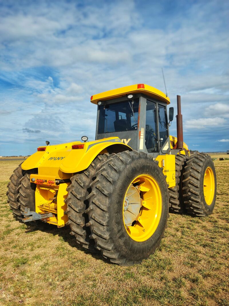 TRACTOR PAUNY 540C AÑO 2011 CUB/NUEVAS CENTRO CERRADO