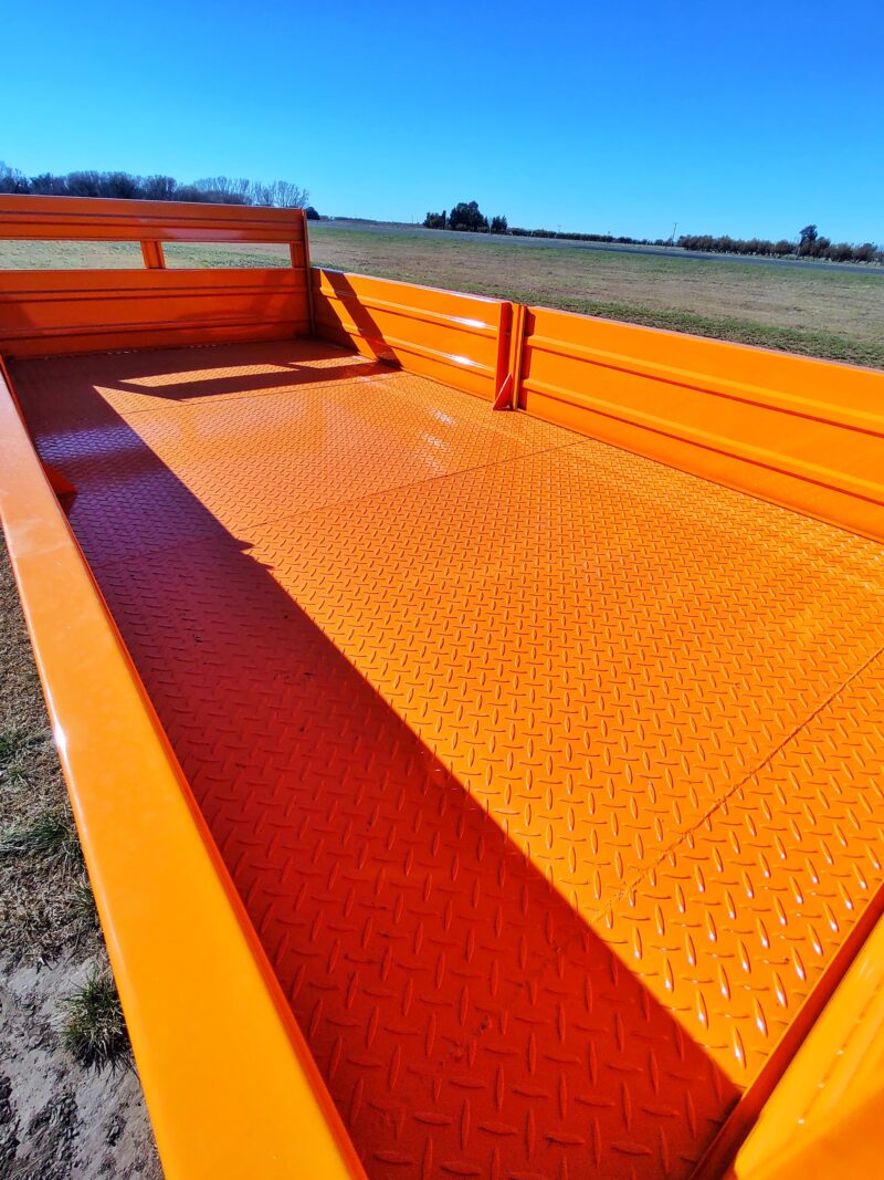ACOPLADO PLAYO 2 X 4 MTS CON BARANDAS VOLCABLES